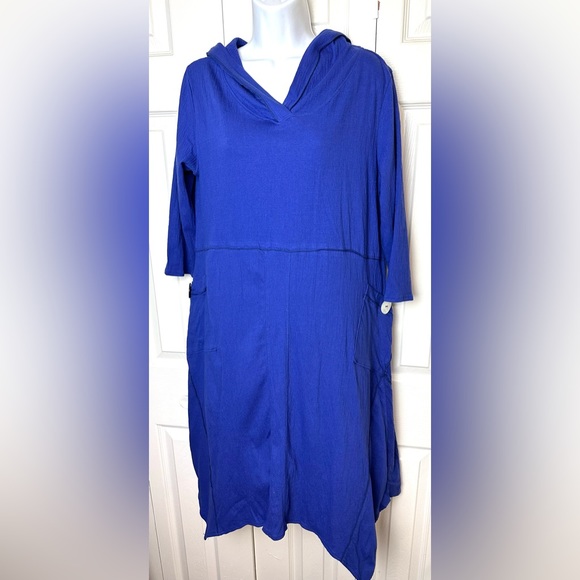 New SOFT SURROUNDINGS Lagunitas Hooded Midi Dress Blue Crinkle Pocket Asymmetric - Picture 2 of 13